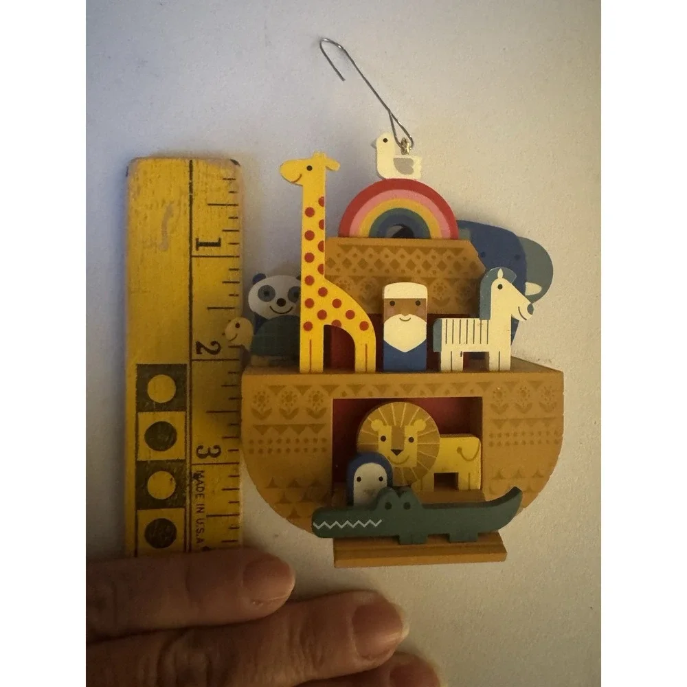 Hallmark Keepsake Noah's Ark Christmas‎ Ornament - 2011